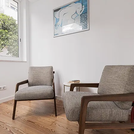Apartment Cortes In Historic Neighborhood Lissabon