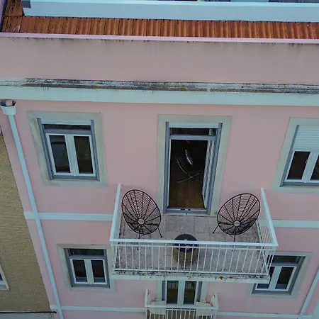 Apartamento Cortes In Historic Neighborhood