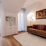 Apartman Cortes In Historic Neighborhood *