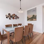 Apartman Cortes In Historic Neighborhood