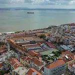 Apartman Cortes In Historic Neighborhood Lisboa